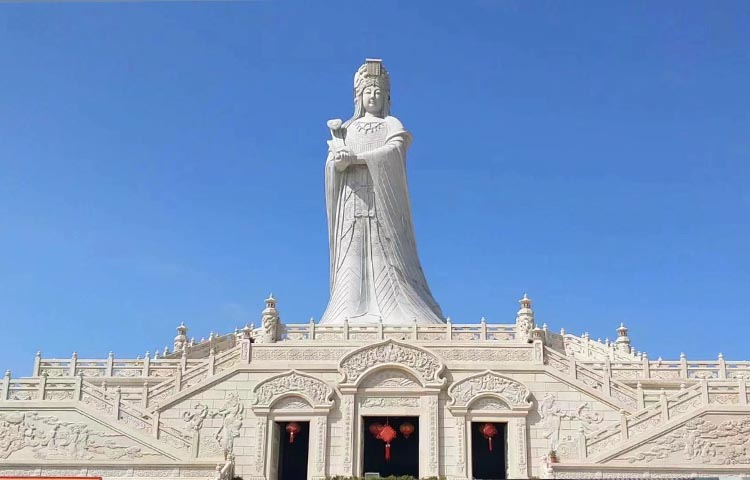 妈祖石像
