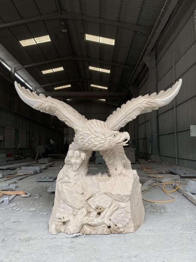 石雕鹰